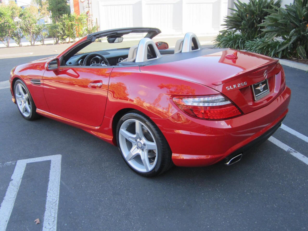 Used 2014 Mercedes-Benz SLK 250 image 17