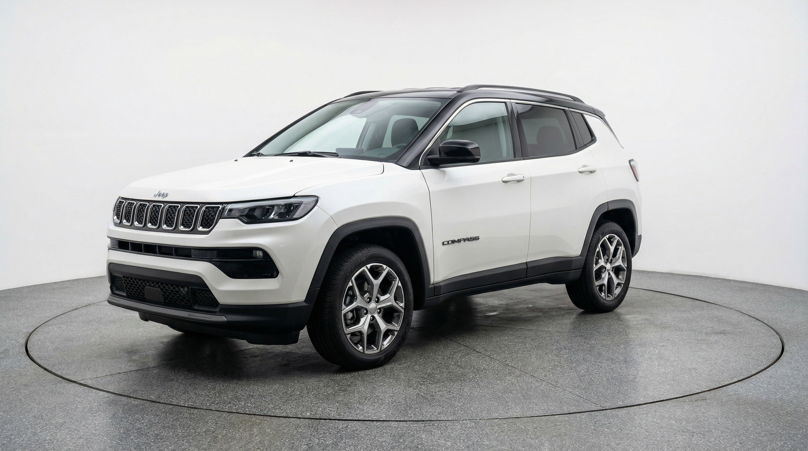Used 2025 Jeep Compass Limited image 3