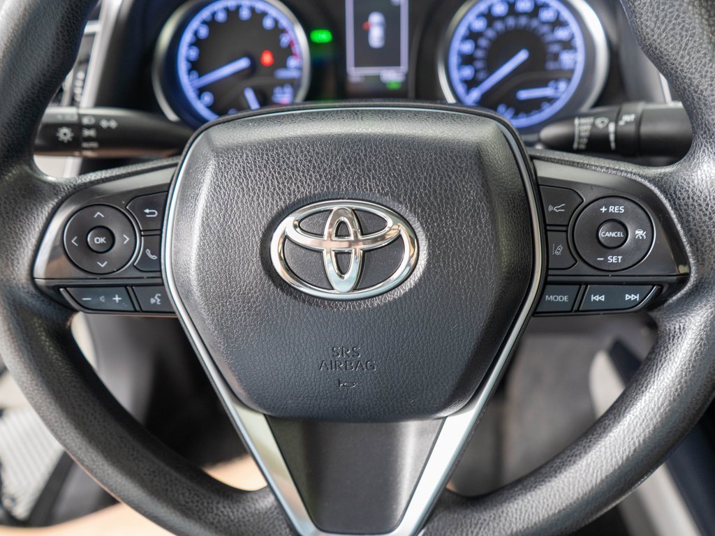 Used 2018 Toyota Camry LE w/ Moonroof Package image 15