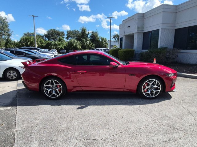 Used 2024 Ford Mustang GT Premium w/ GT Performance Package RWD image 4