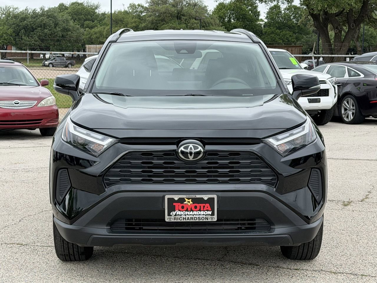 Used 2025 Toyota RAV4 XLE FWD image 8
