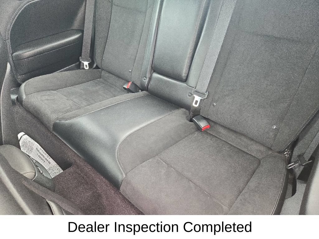 Used 2017 Dodge Challenger R/T Scat Pack RWD image 5