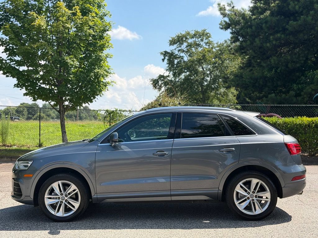 Used 2016 Audi Q3 2.0T Premium Plus w/ Technology Package AWD/4WD image 2