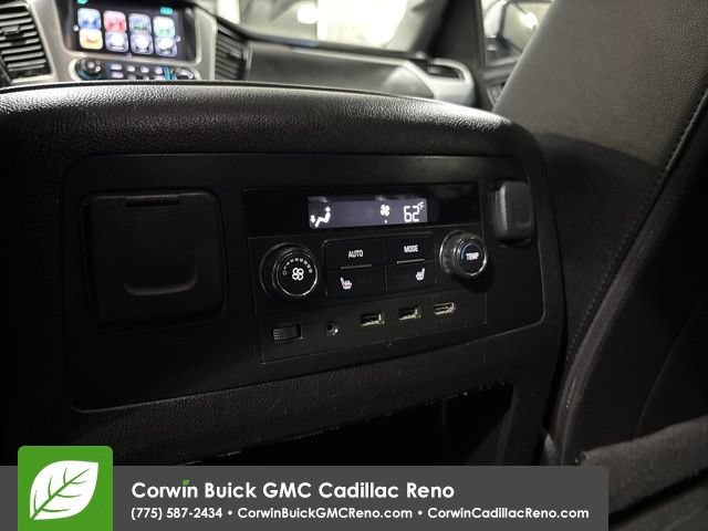 Used 2017 GMC Yukon XL SLT w/ Open Road Package AWD/4WD image 37