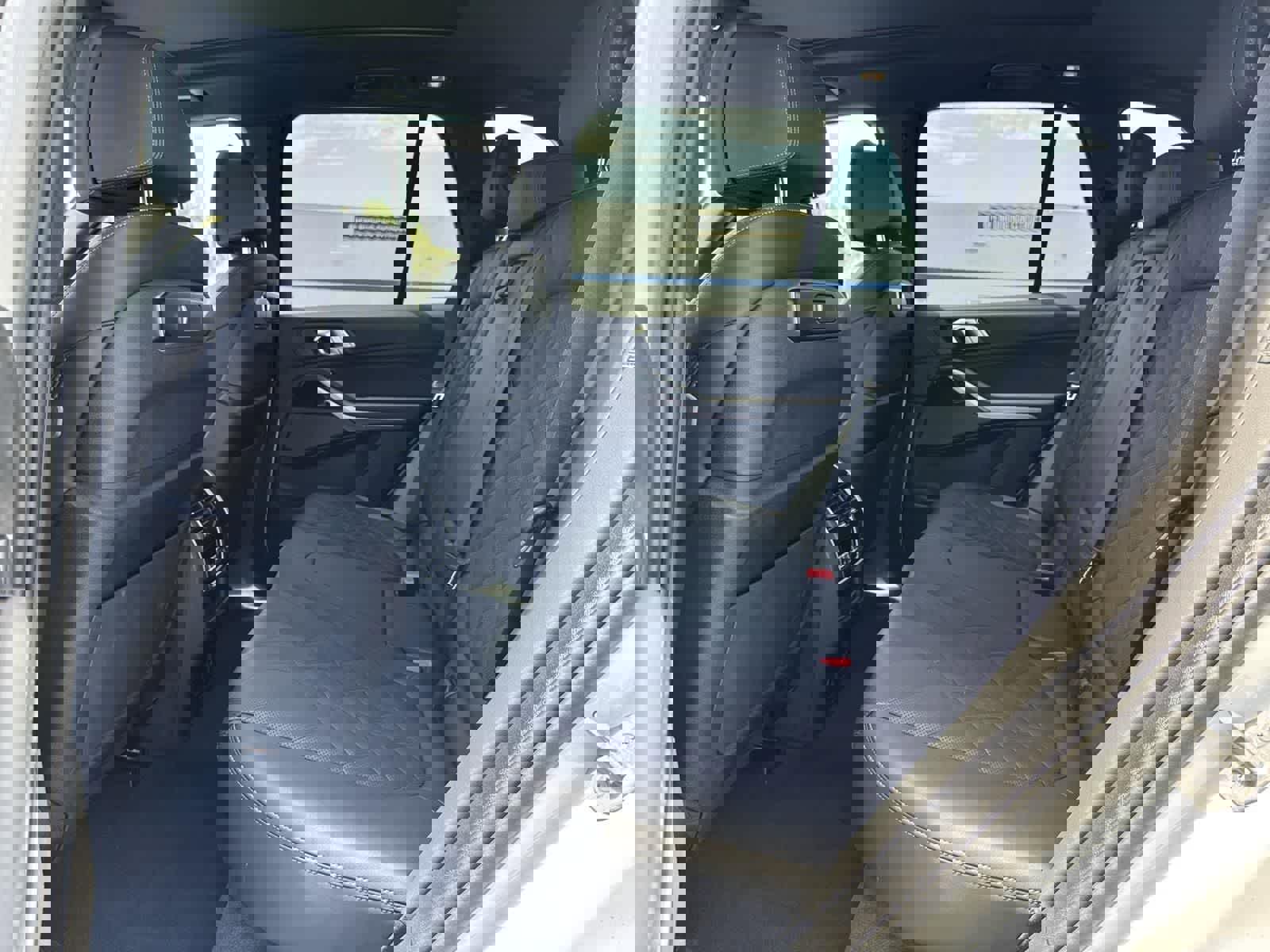 Used 2024 BMW X5 xDrive50e image 27