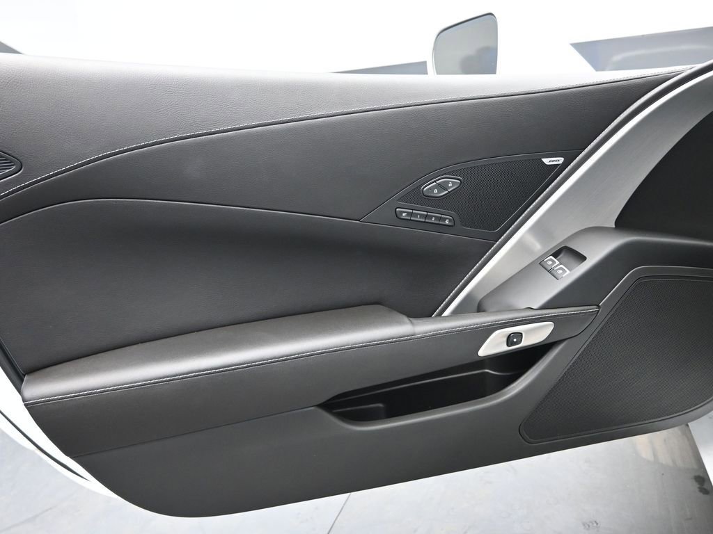 Used 2019 Chevrolet Corvette Stingray Coupe image 26