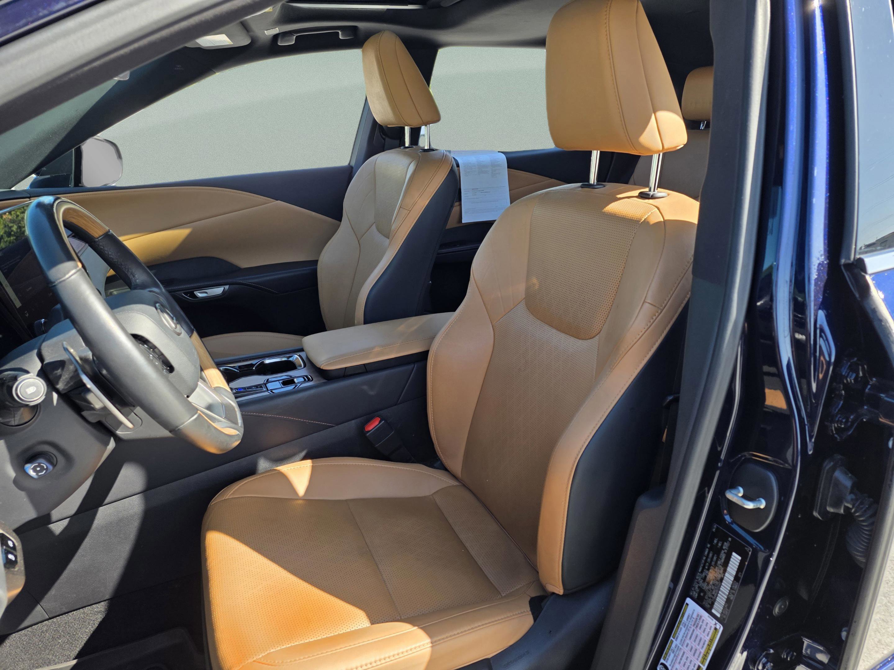 Used 2024 Lexus RX 350 Premium Plus w/ Accessory Package (P2) image 29