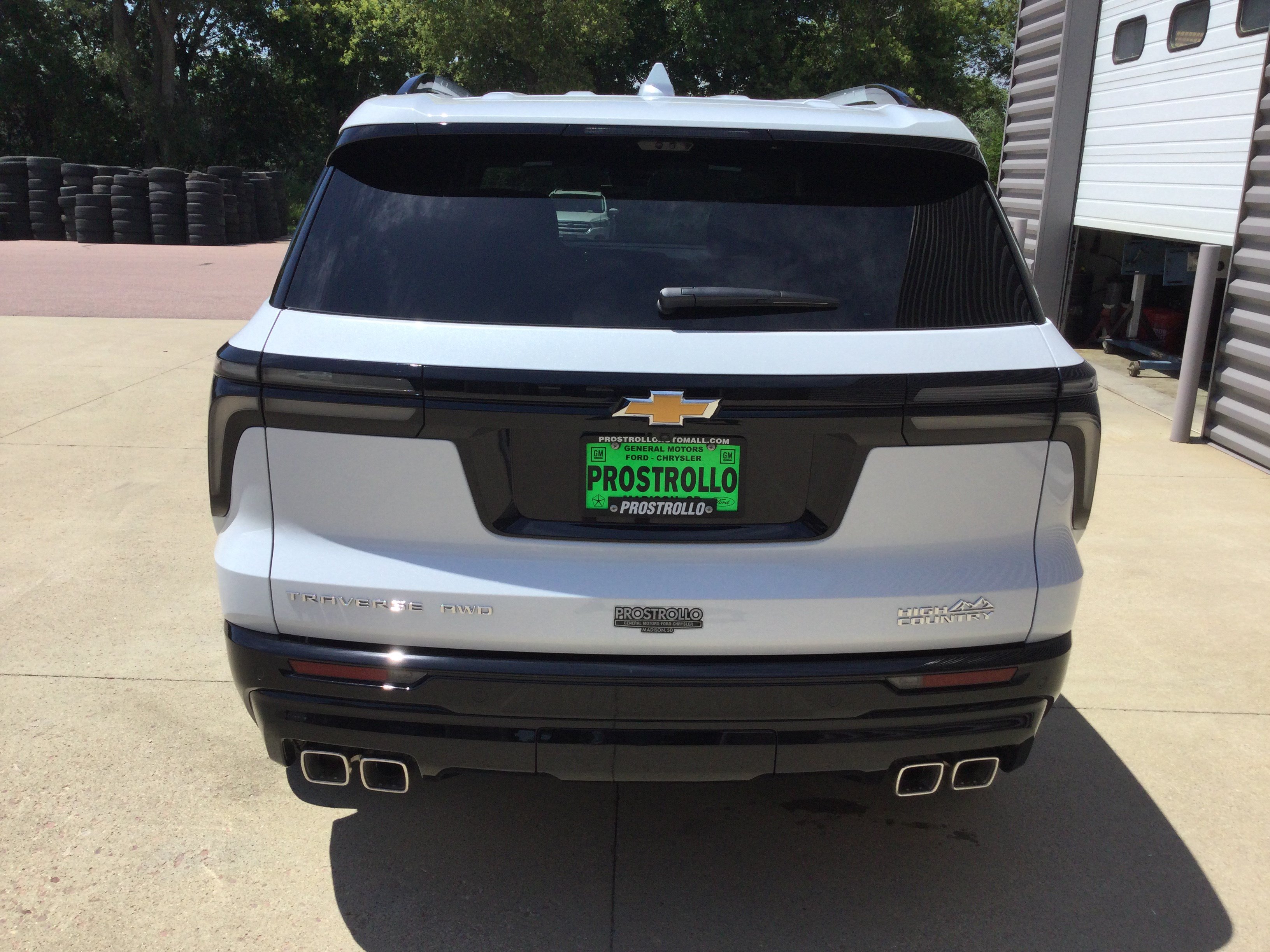 New 2026 Chevrolet Traverse High Country AWD/4WD image 4