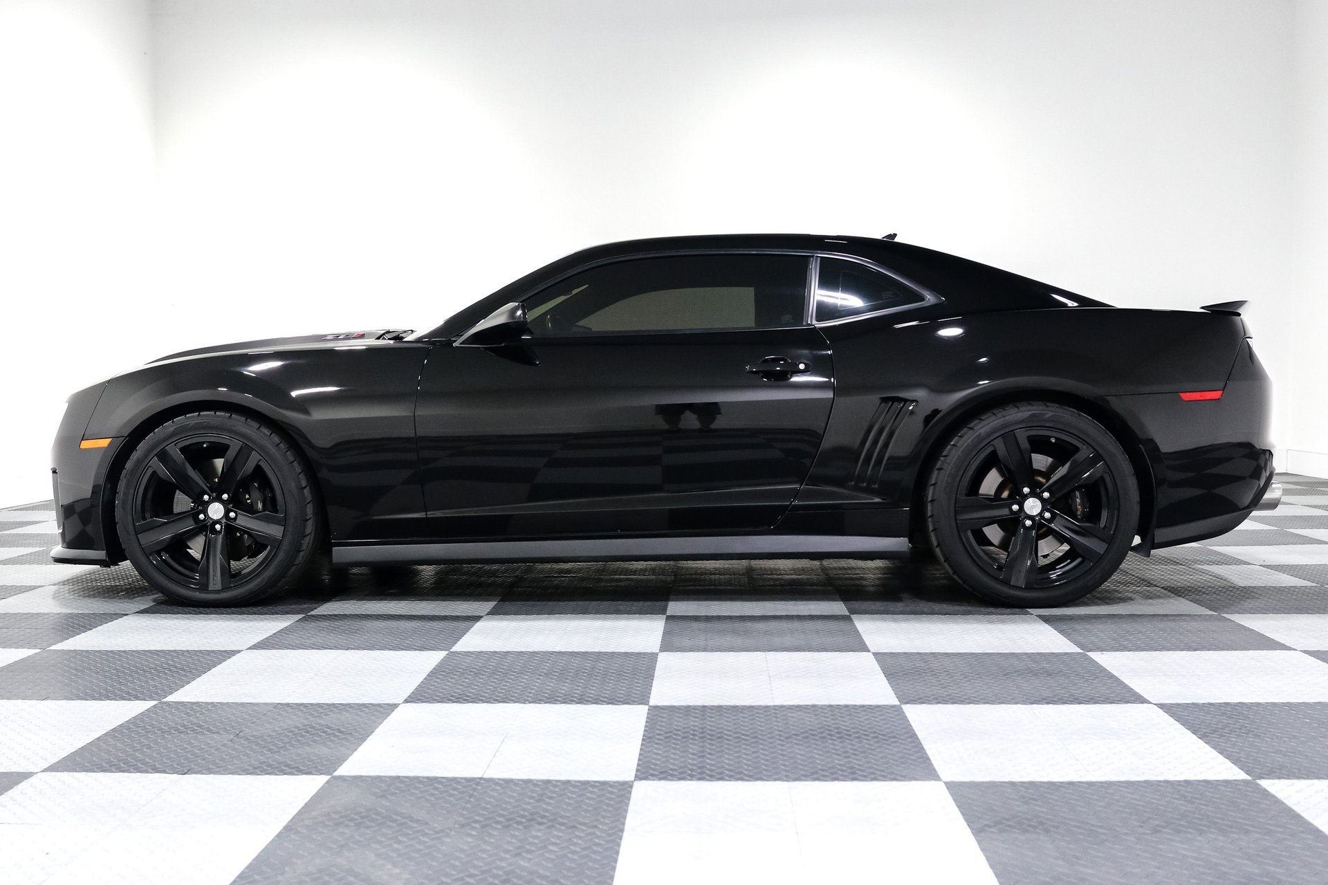 Used 2013 Chevrolet Camaro ZL1 image 7