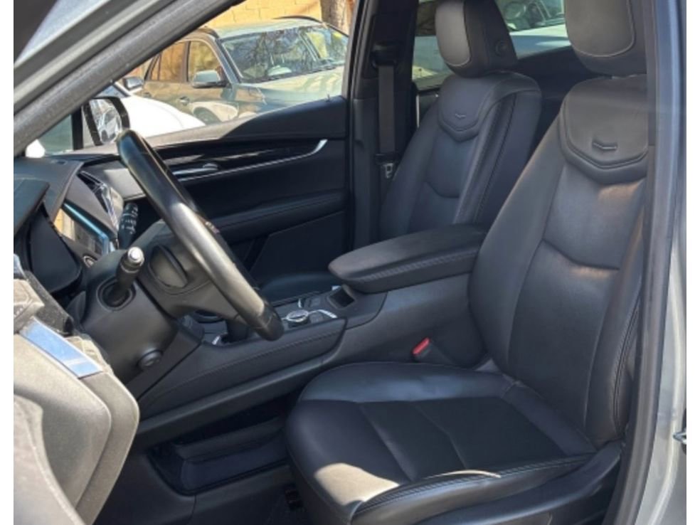 Used 2023 Cadillac XT5 Premium Luxury image 9
