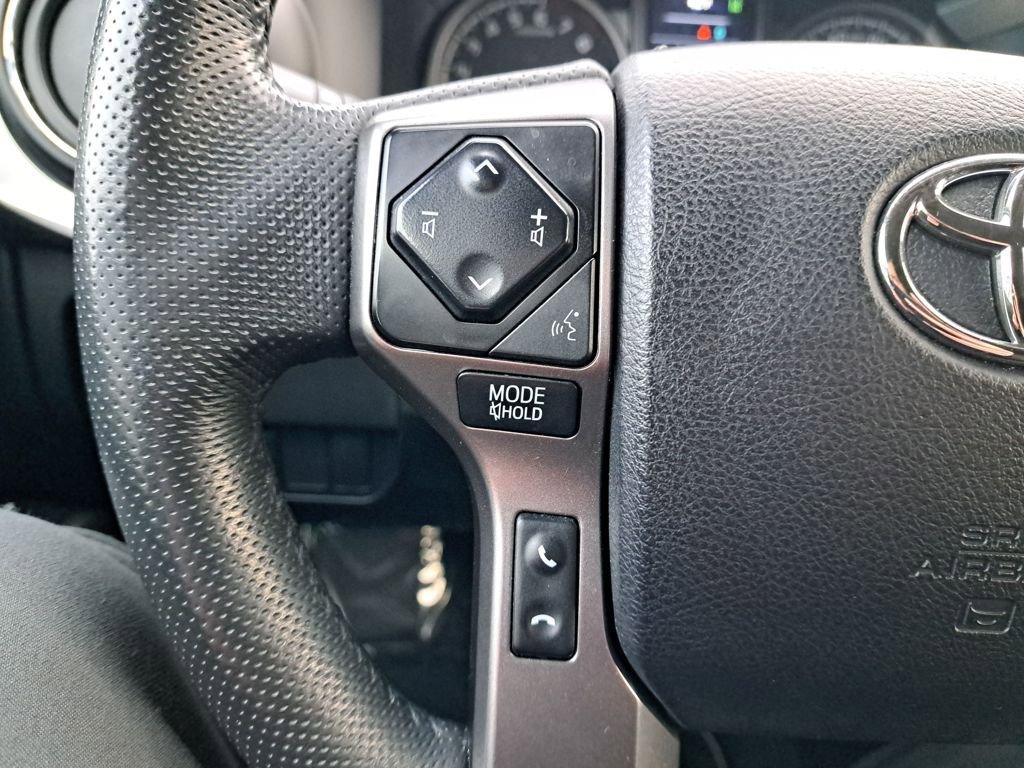 Used 2022 Toyota Tacoma TRD Sport image 29