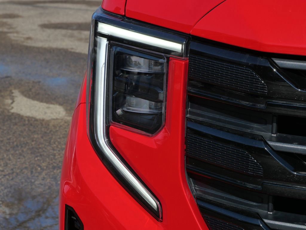 Used 2023 GMC Sierra 1500 Elevation image 3