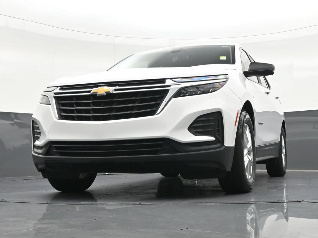 Used 2023 Chevrolet Equinox LS FWD image 35