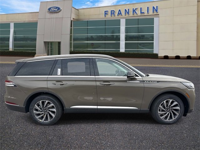 New 2026 Lincoln Aviator AWD image 8