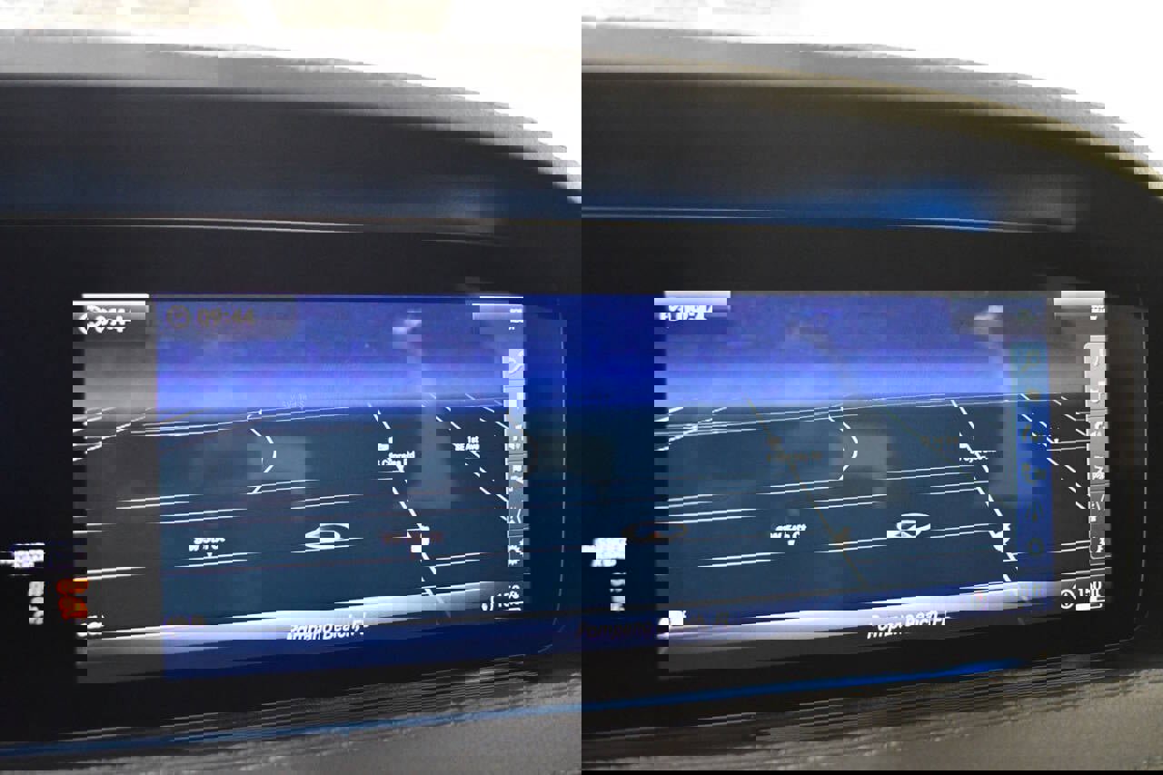 Used 2018 Mercedes-Benz S 560 4MATIC Sedan image 18