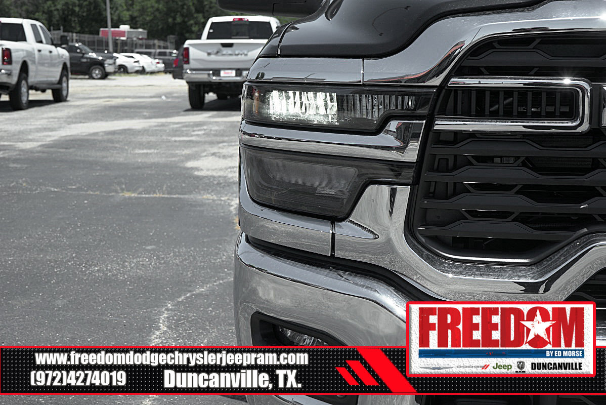 New 2025 RAM 2500 Tradesman image 39