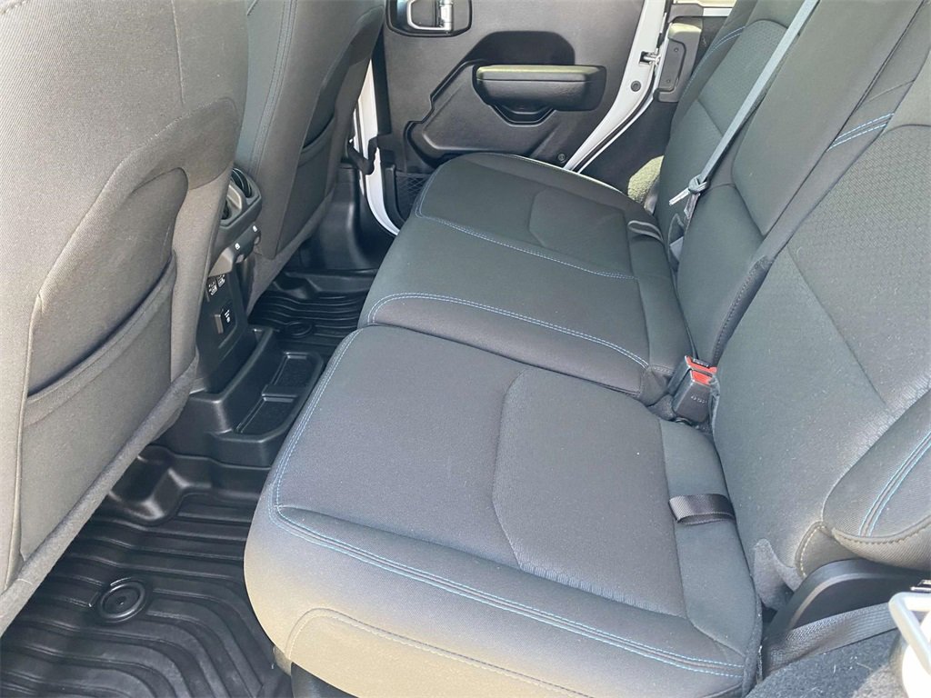 Used 2023 Jeep Wrangler Unlimited Rubicon 4xe image 14