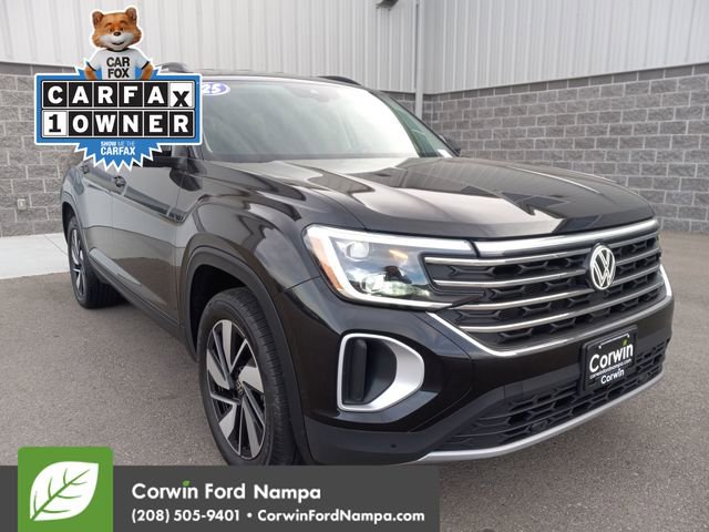 Used 2025 Volkswagen Atlas SE image 1