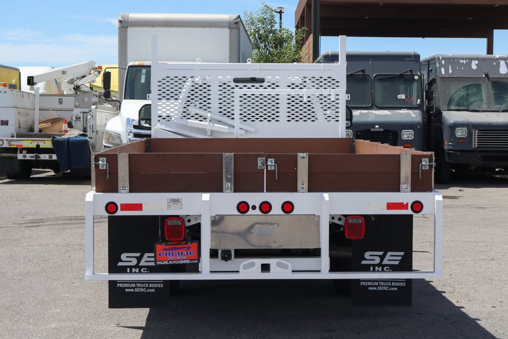 Used 2023 Ford F550 2WD Regular Cab Super Duty image 7