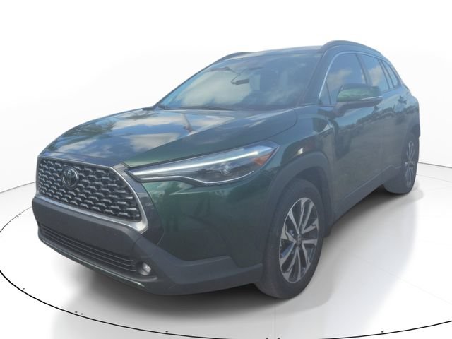 Used 2023 Toyota Corolla Cross XLE AWD/4WD image 4