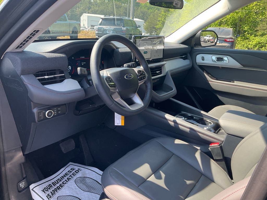 New 2026 Ford Explorer Active w/ Active Comfort Package AWD/4WD image 15