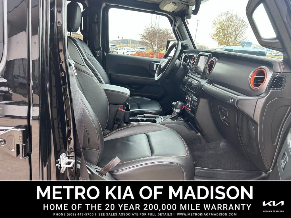 Used 2023 Jeep Gladiator Mojave w/ Cold Weather Group image 45