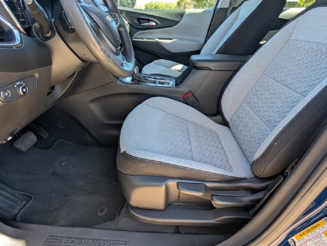 Used 2022 Chevrolet Equinox LS FWD image 29