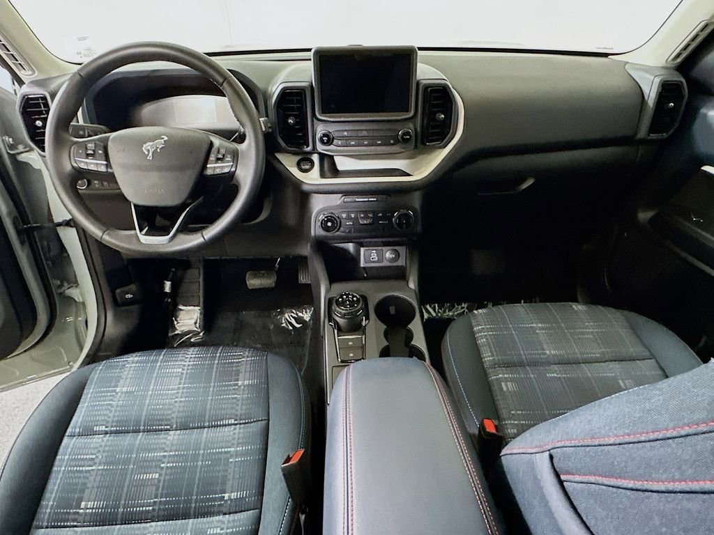 Used 2024 Ford Bronco Sport Heritage w/ Heritage Convenience Package image 16