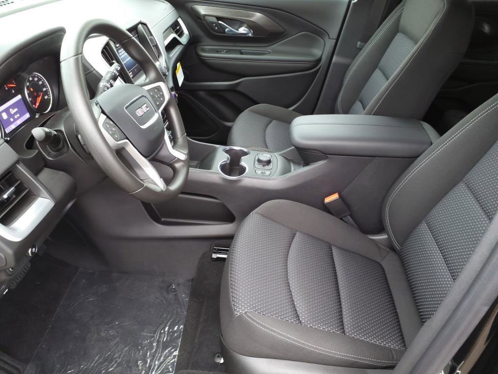 Certified 2022 GMC Terrain SLE w/ Driver Convenience Package image 5