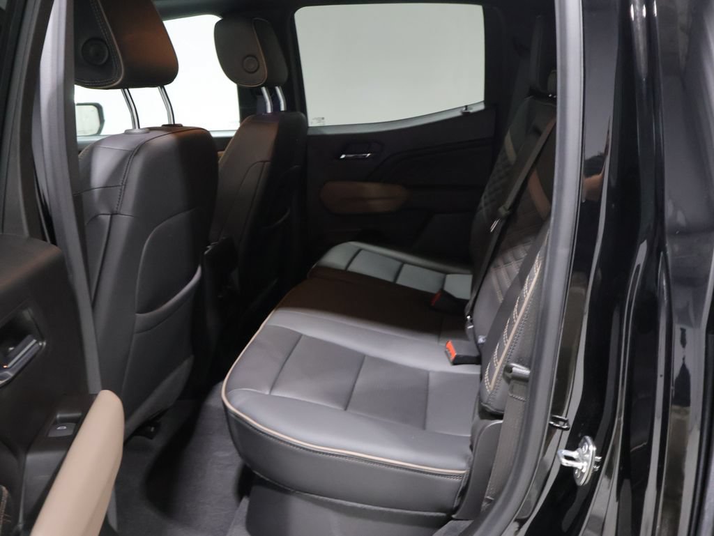 Used 2024 GMC Canyon Denali w/ LPO, Denali Black Edition AWD/4WD image 19