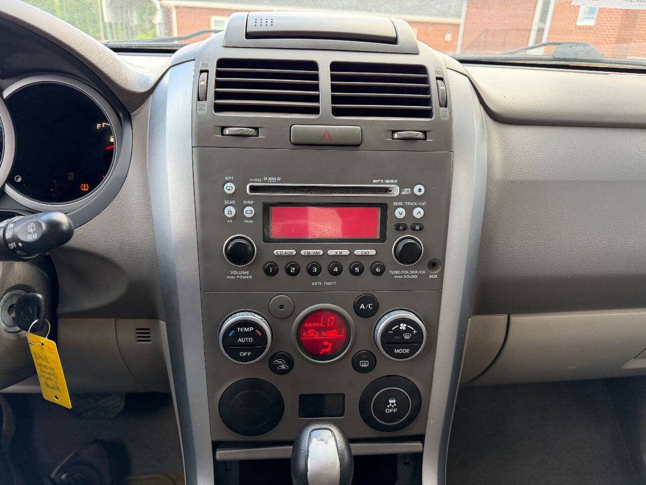 Used 2012 Suzuki Grand Vitara Premium AWD/4WD image 16