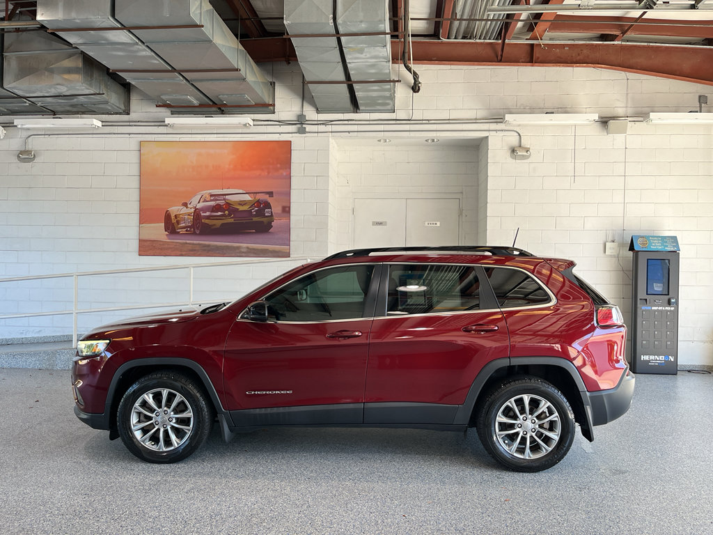 Used 2022 Jeep Cherokee Latitude Lux FWD image 5