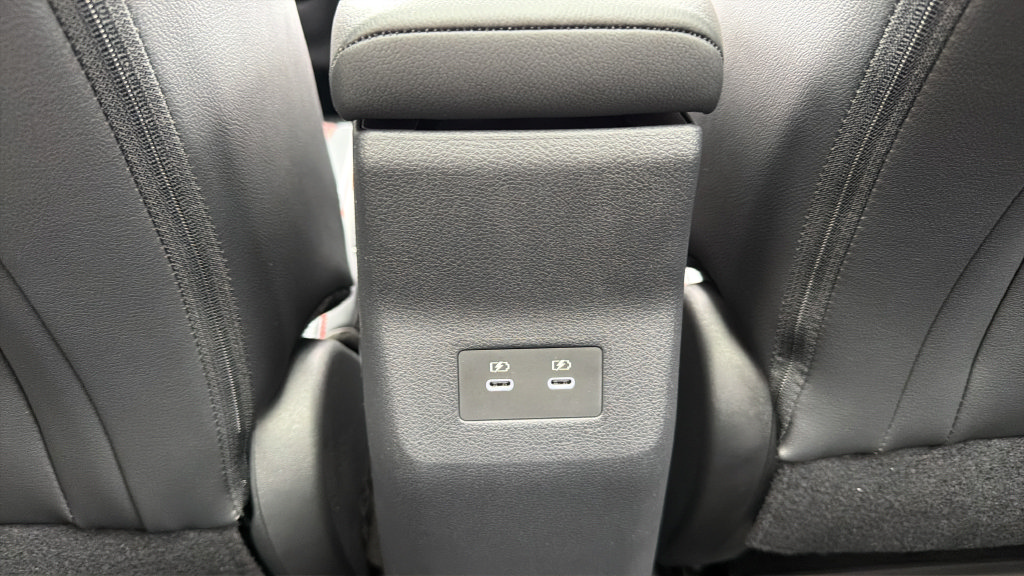 New 2027 Nissan Kicks SR w/ SR Premium Package AWD/4WD image 16