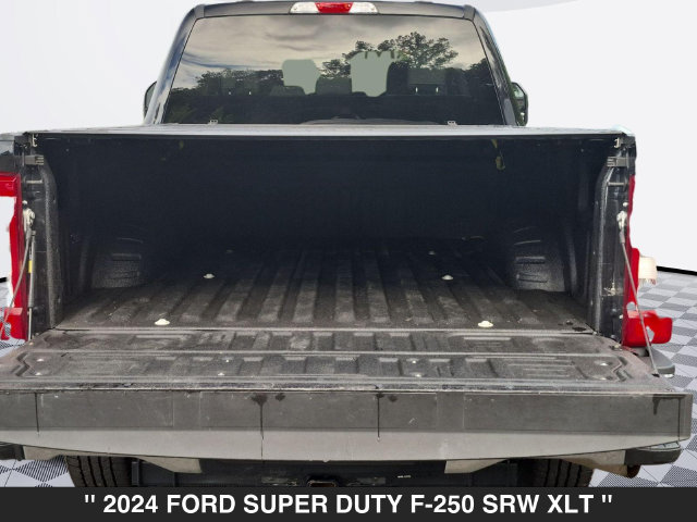 Used 2024 Ford F250 XLT w/ Snow Plow Prep Package AWD/4WD image 27