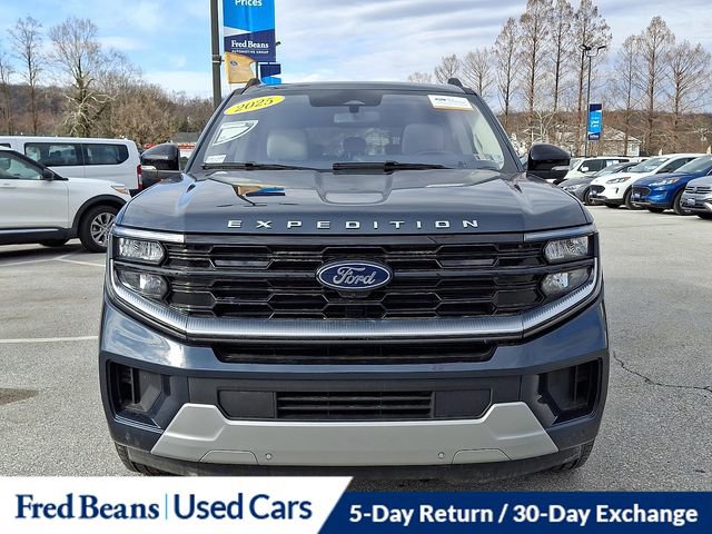 Used 2025 Ford Expedition Max Platinum w/ Driver's Package image 3