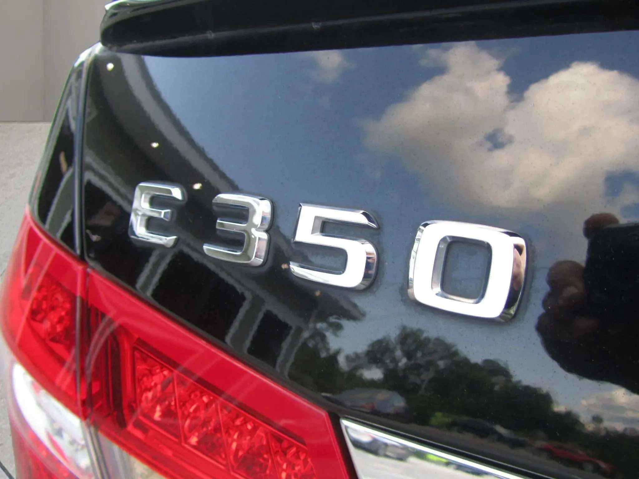 Used 2012 Mercedes-Benz E 350 BlueTEC Sedan image 32