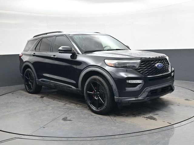 Used 2020 Ford Explorer ST w/ Premium Technology Package image 2