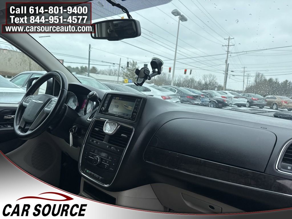 Used 2012 Chrysler Town & Country Touring w/ Entertainment Group #1 image 30