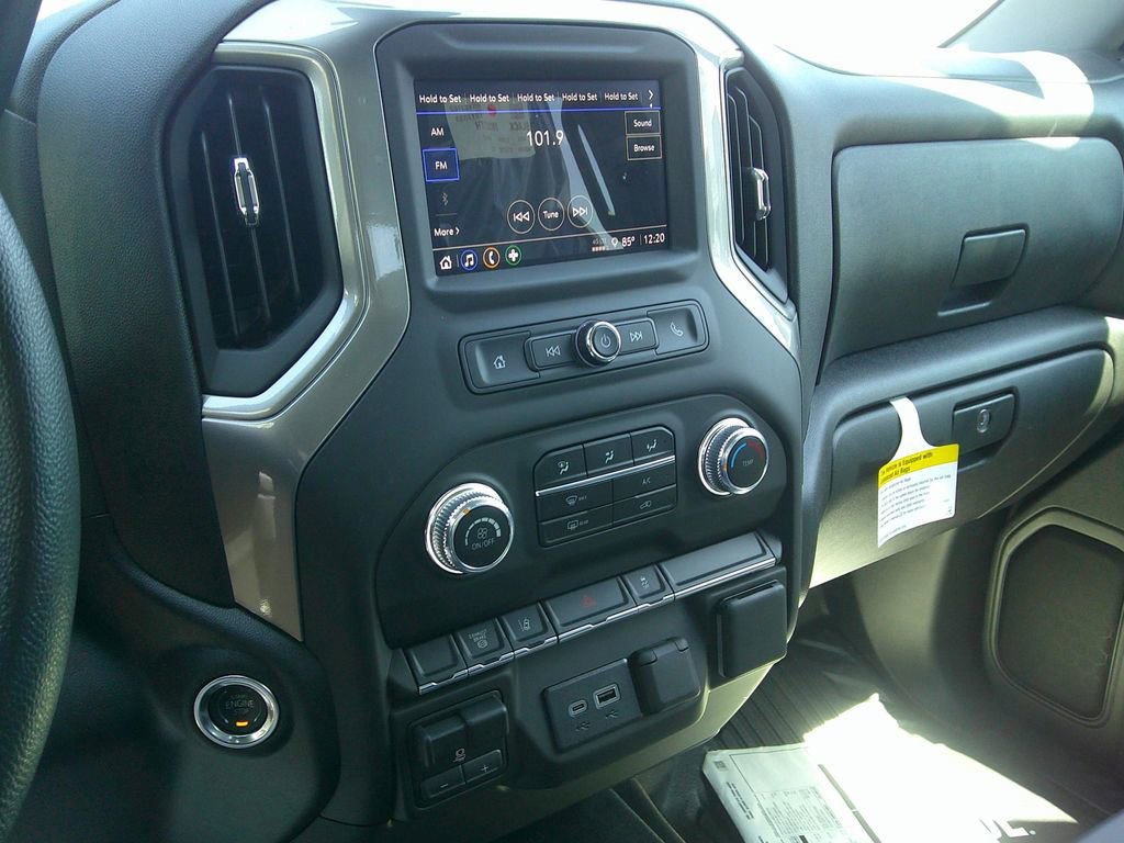 New 2025 GMC Sierra 3500 Pro w/ Convenience Package image 9