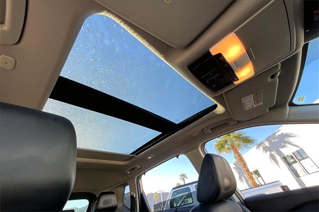 Certified 2022 Nissan Rogue SV w/ SV Premium Package image 29