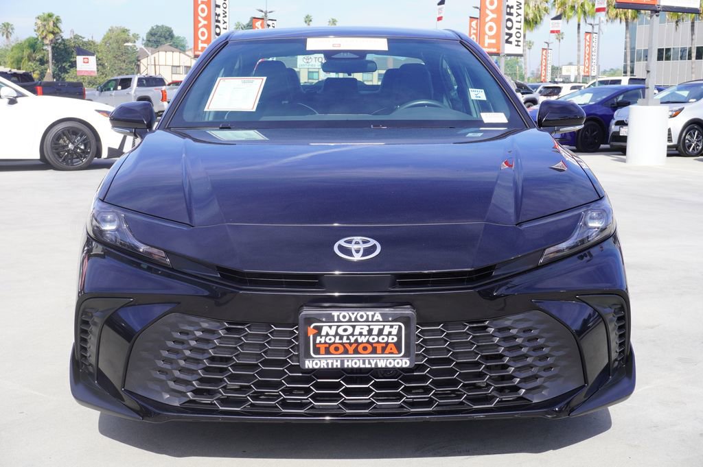 Certified 2025 Toyota Camry SE video 3