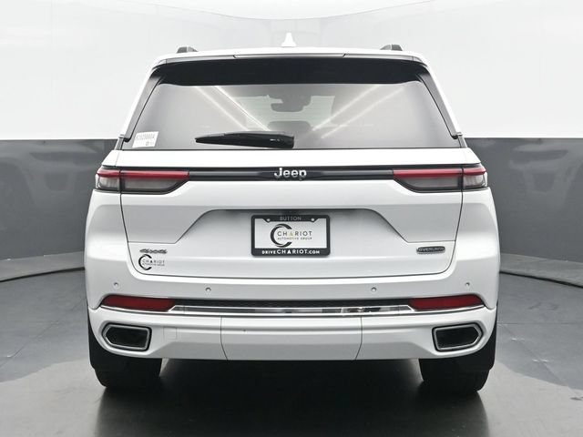 Used 2023 Jeep Grand Cherokee Overland AWD/4WD image 5
