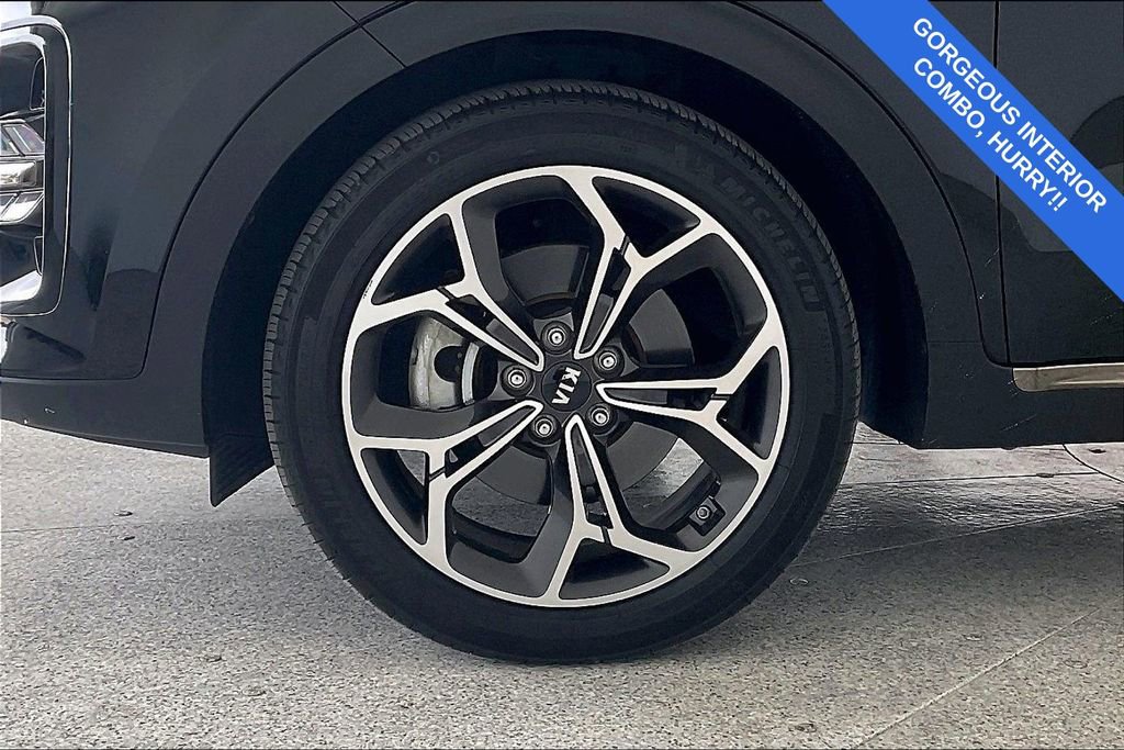 Used 2020 Kia Sportage SX image 11