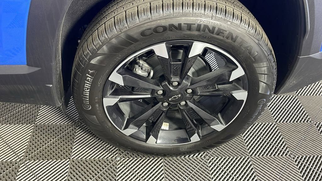 New 2025 Chevrolet Equinox RS w/ Safety and Technology Package image 33