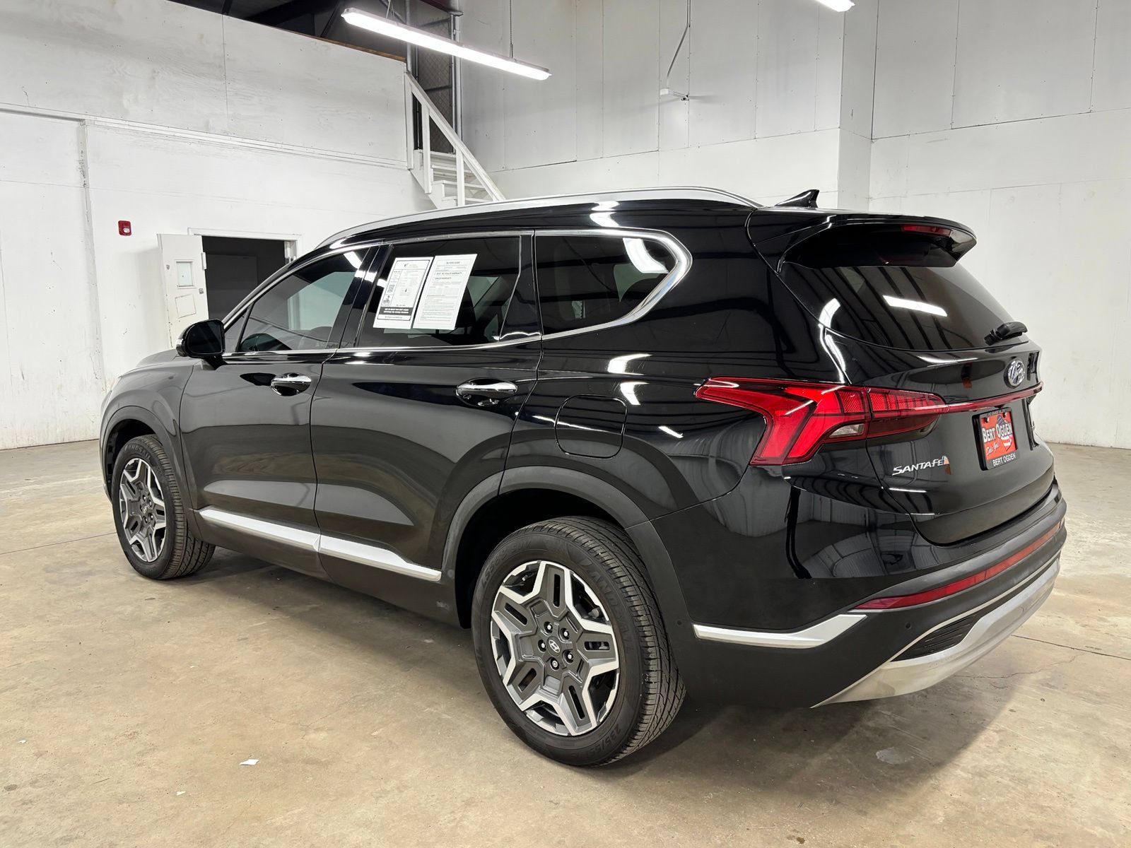 Used 2021 Hyundai Santa Fe Limited AWD/4WD image 5