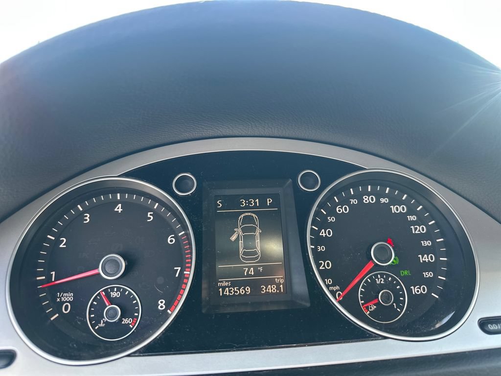 Used 2010 Volkswagen Passat Komfort FWD image 14