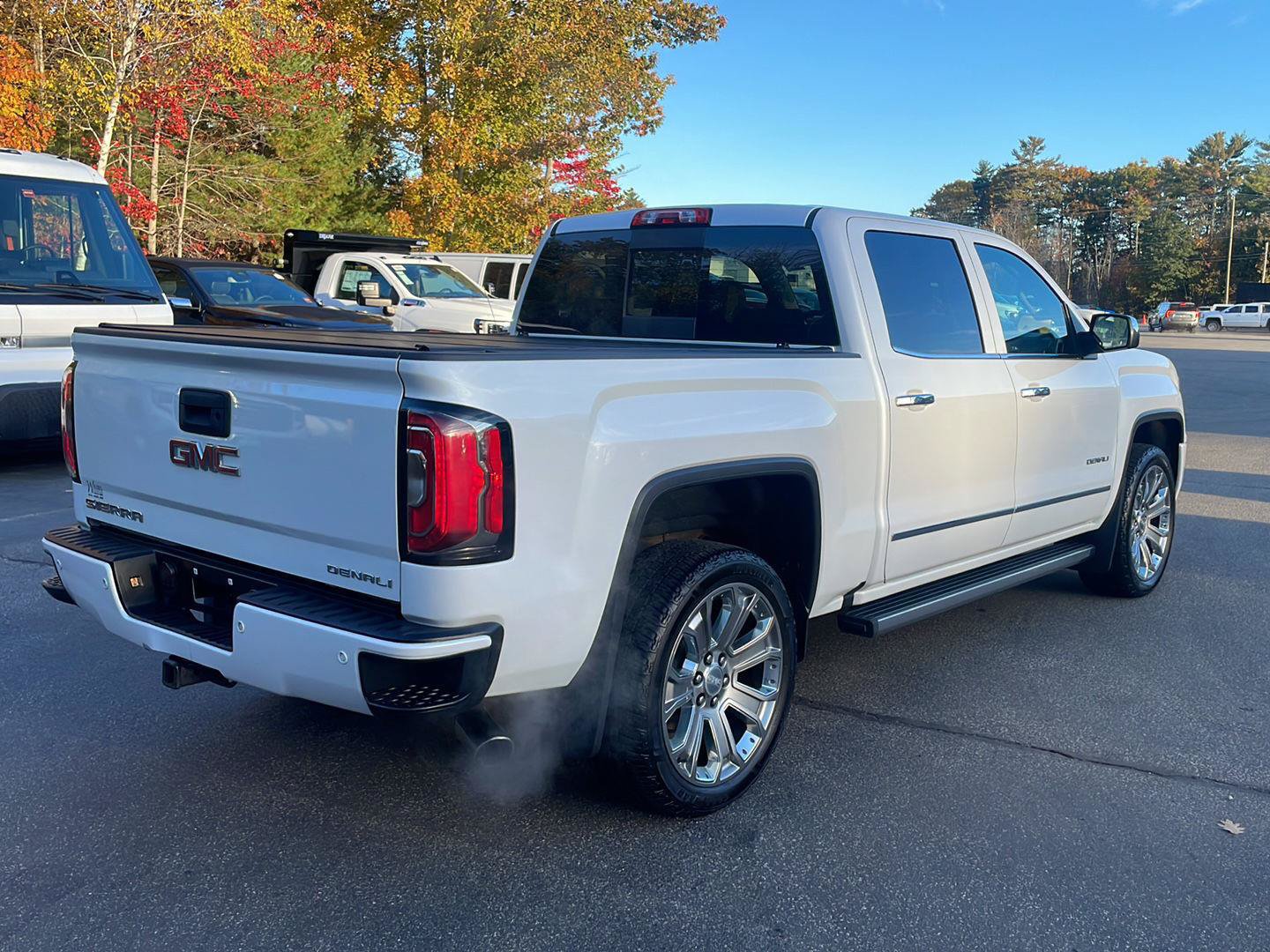 Used 2017 GMC Sierra 1500 Denali w/ Denali Ultimate Package AWD/4WD image 34