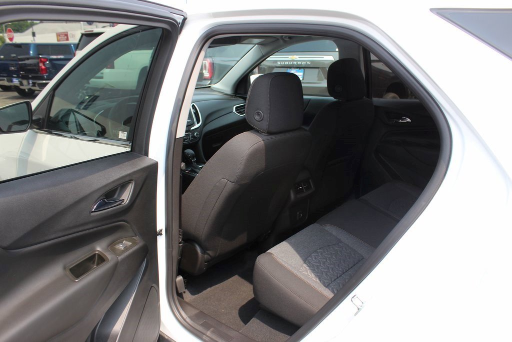 Certified 2023 Chevrolet Equinox LT w/ LPO, Floor Liner Package image 16