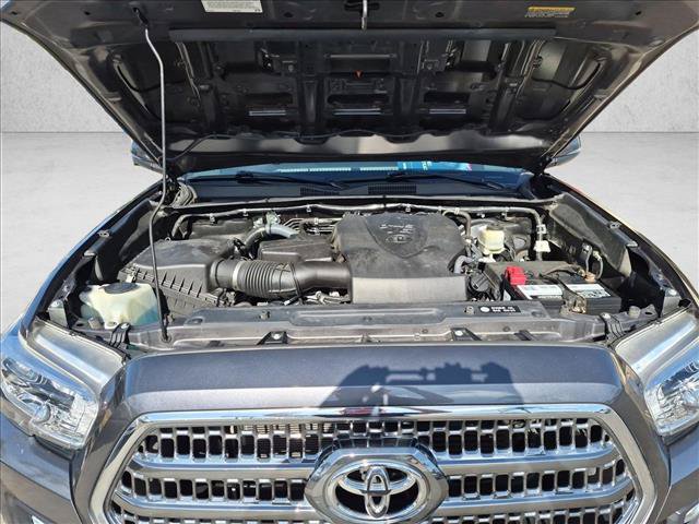 Used 2017 Toyota Tacoma TRD Sport RWD image 23