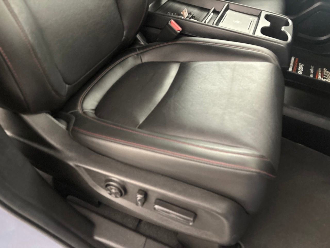 Used 2025 Honda Odyssey Sport-L image 26